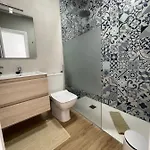 Apartman Gustamar 13 *